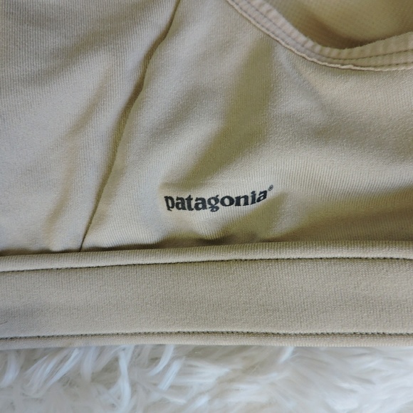 Patagonia sports bra - Picture 3 of 6